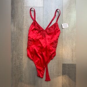 Salvage x Fenty Intimates & Sleepwear size Large